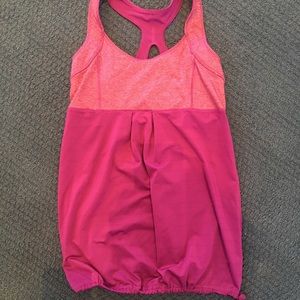 Magenta active top